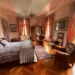 Io&te Boutique Privata Con Jacuzzi A Monteriolo ベッド・アンド・ブレックファスト