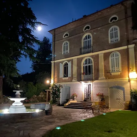 Io&te Con Jacuzzi Privata A Monteriolo Oda ve Kahvaltı