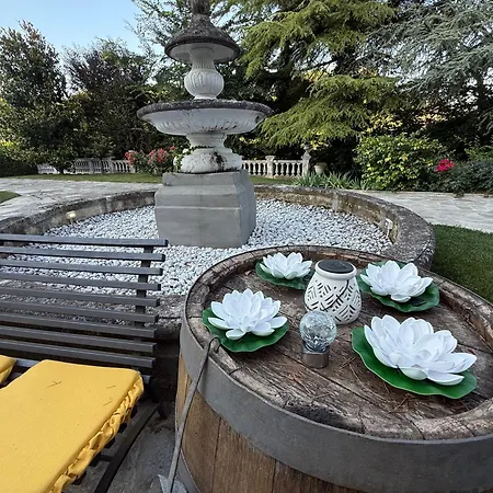 Oda ve Kahvaltı Io&te Con Jacuzzi Privata A Monteriolo Canelli