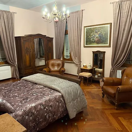 Io&te Con Jacuzzi Privata A Monteriolo Oda ve Kahvaltı