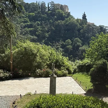 Io&te Con Jacuzzi Privata A Monteriolo Bed and breakfast