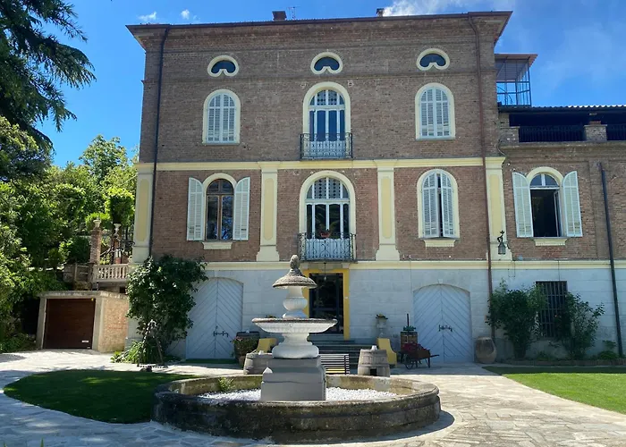 Io&Te Suite Privata Con Jacuzzi A Villa Monteriolo *