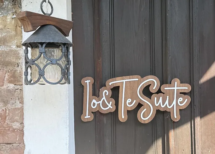 Io&te Boutique Privata Con Jacuzzi A Monteriolo 住宿加早餐酒店