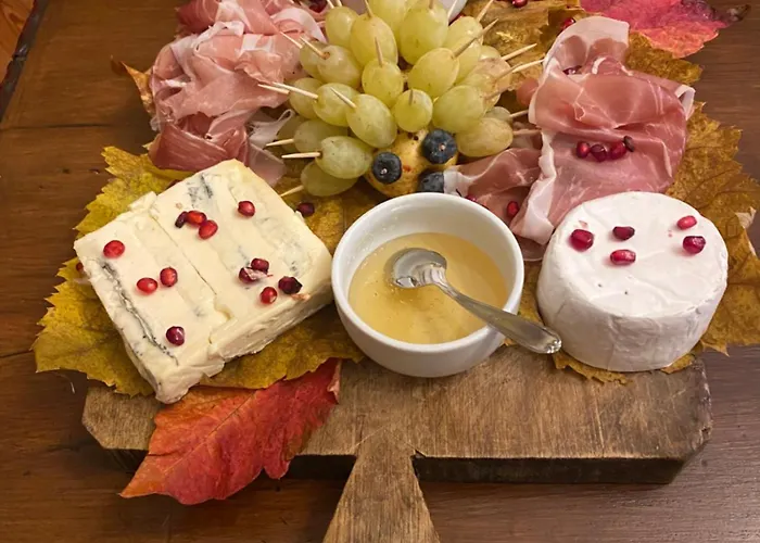 Io&Te Suite Privata Con Jacuzzi A Villa Monteriolo לינה וארוחת בוקר