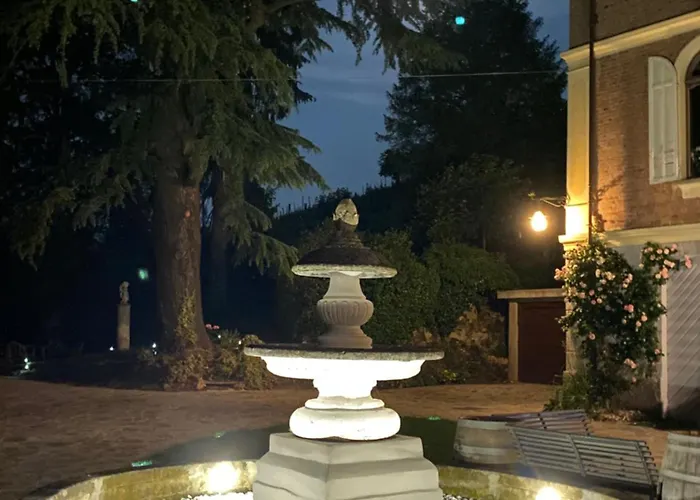 Io&te Boutique Privata Con Jacuzzi A Monteriolo * 卡内利